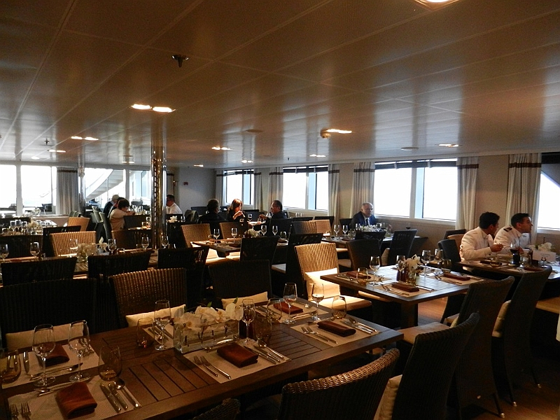 046_L_Austral_Restaurants.JPG - 