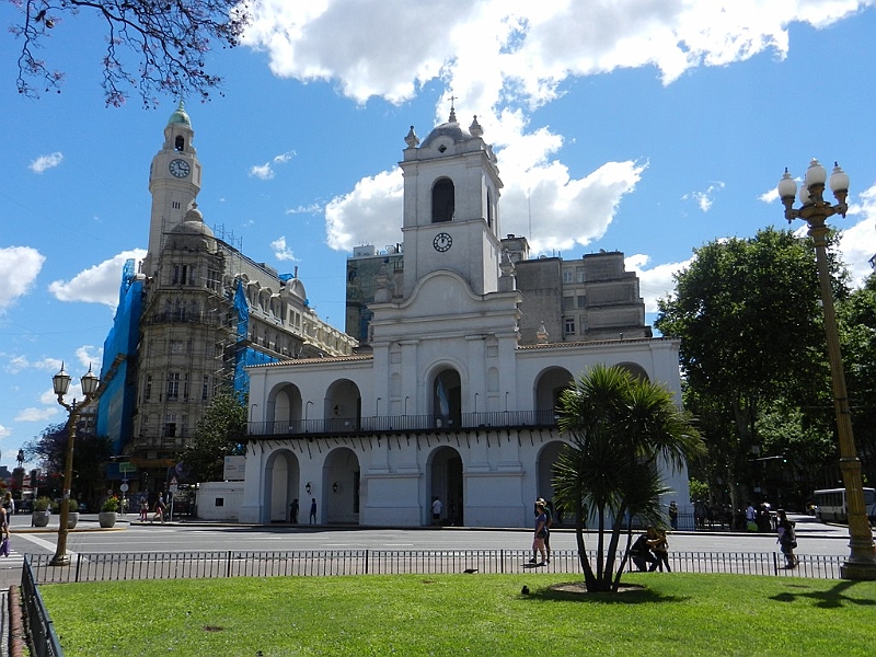 029_Argentina_Buenos_Aires_Plaza_de_Mayo.JPG - 