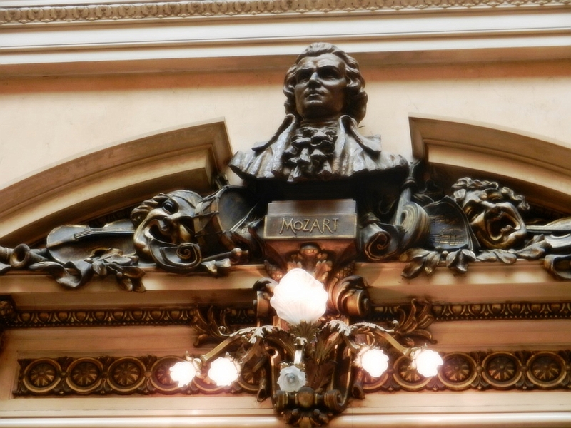 083_Argentina_Buenos_Aires_Teatro_Colon.JPG