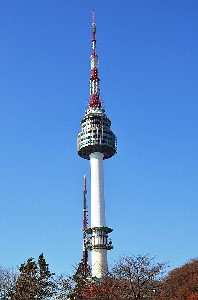 070_South_Korea_Seoul_Seoul_Tower.JPG