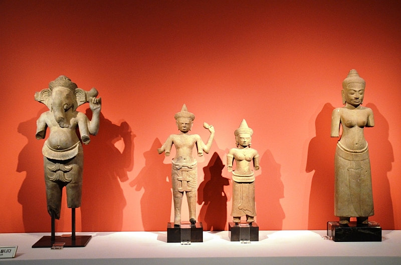 096_South_Korea_Seoul_National_Museum.JPG