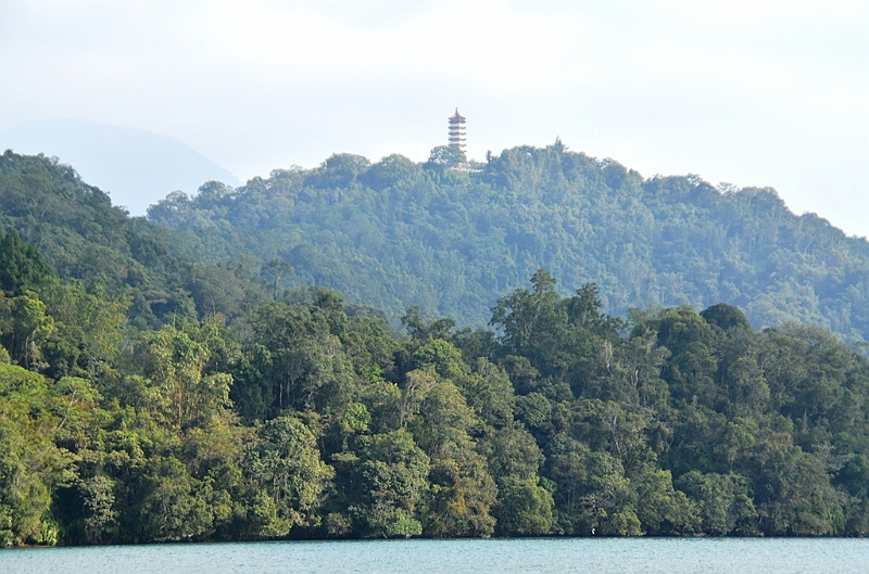 052_Taiwan_Sun_Moon_Lake.JPG