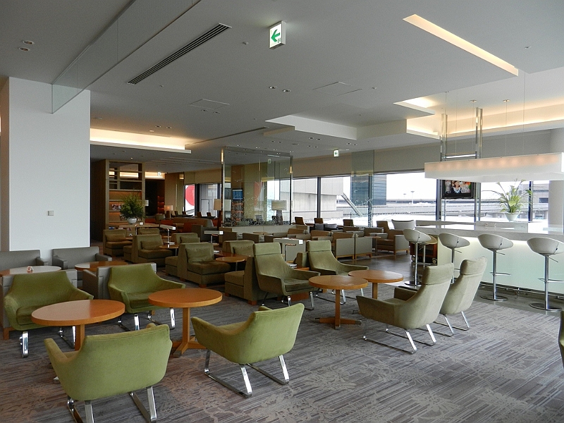 003_Asia_Airportlounge_Tokyo.JPG - 