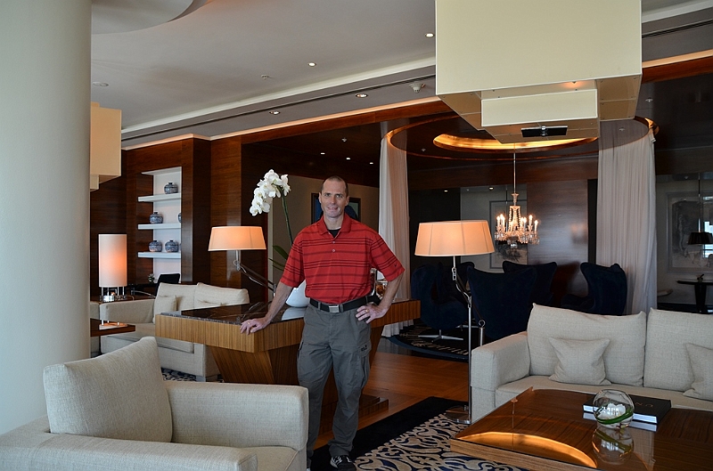 52_The_Ritz_Carlton_Bahrain_Club_Lounge_Privat.JPG