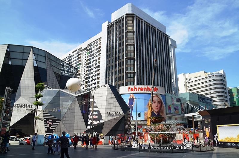 489_Kuala_Lumpur_Shopping_Mall.JPG