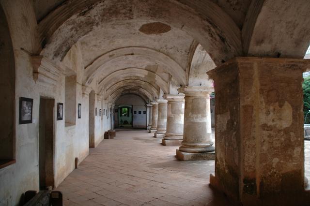 201_Guatemala_Antigua_Capuchinas.JPG