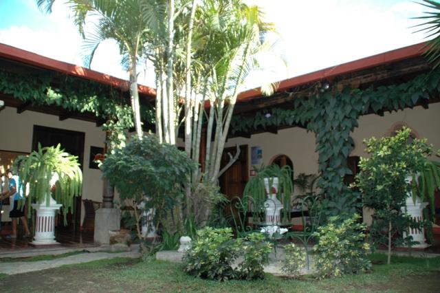 235_Guatemala_Antigua_Hotel.JPG