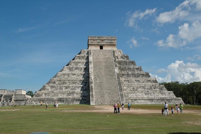 04_Mexico_Chichen_Itza.JPG