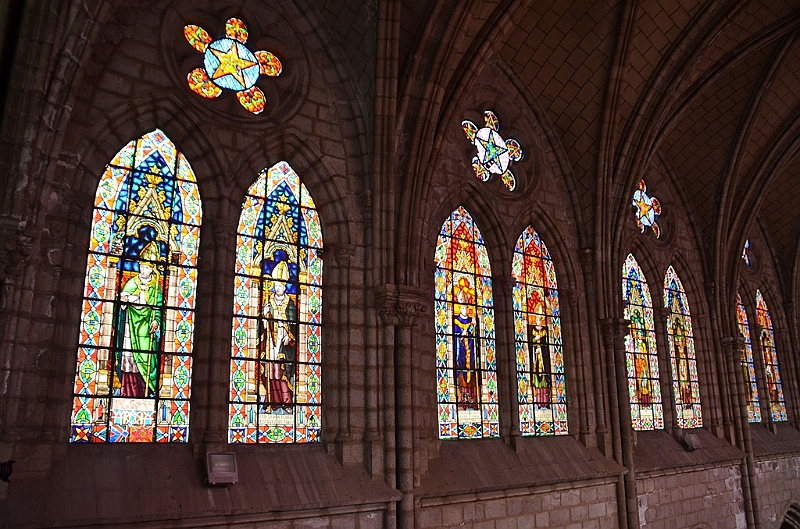 011_Ecuador_Quito_La_Basilica.JPG