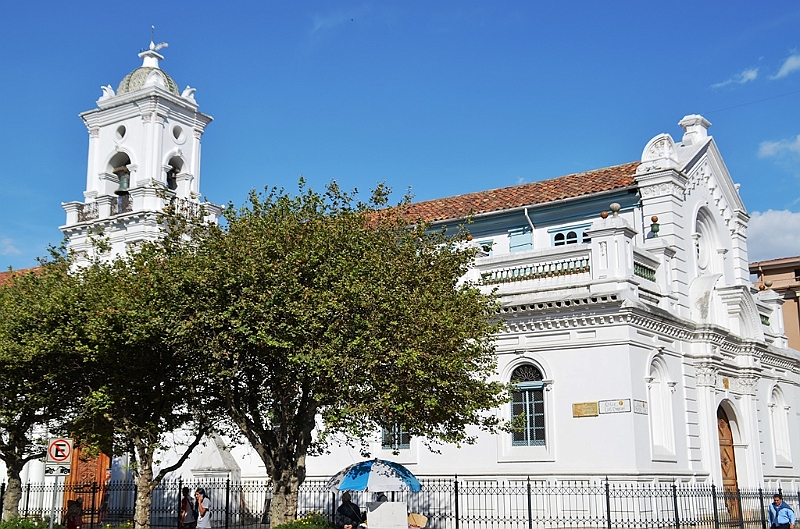 544_Ecuador_Cuenca_Old_Cathedral.JPG