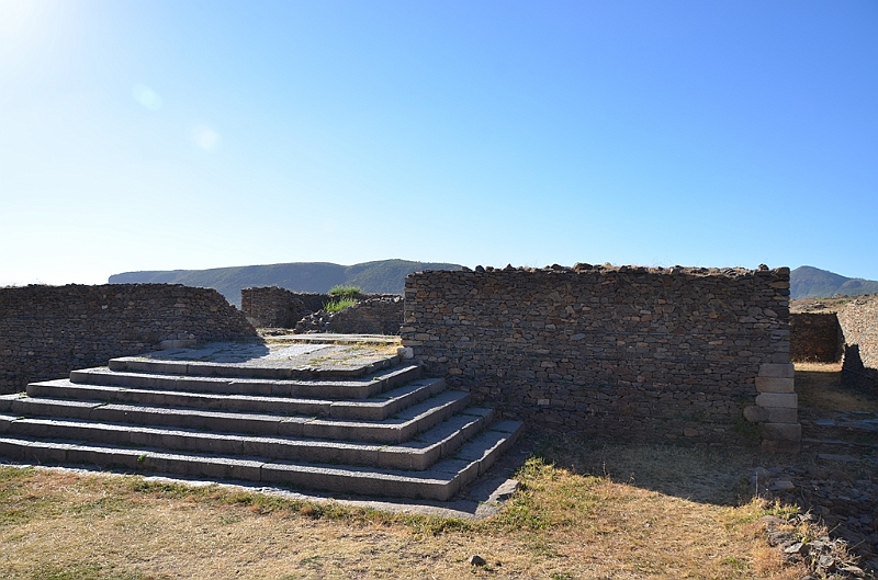 348_Ethiopia_North_Axum_Queen_of_Sheba_Palace.JPG