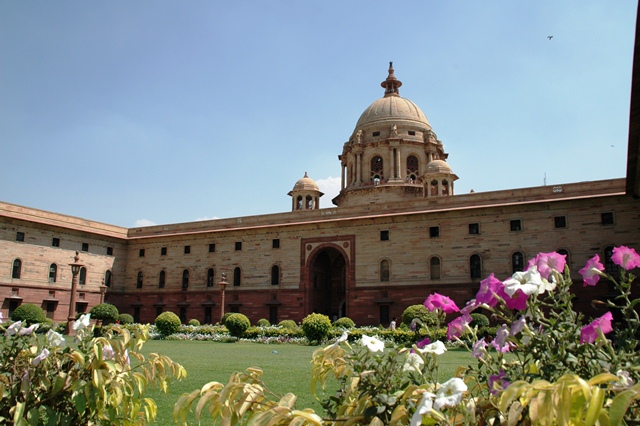 023_India_New_Delhi_Parlament.JPG
