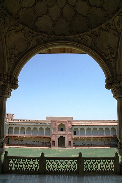 255_India_Agra_Fort.JPG