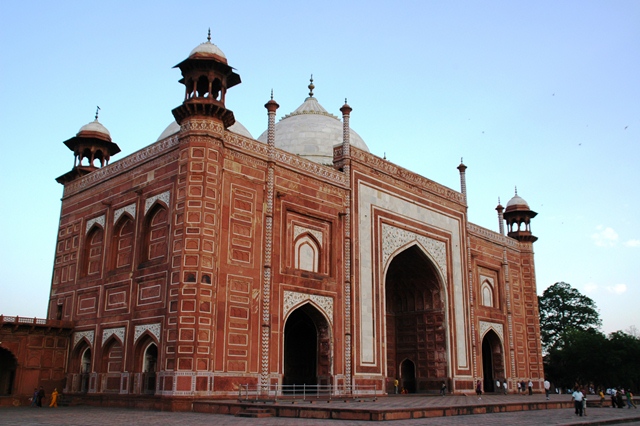 323_India_Taj_Mahal.JPG