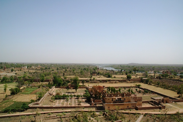 388_India_Orchha_Jehangir_Mahal.JPG
