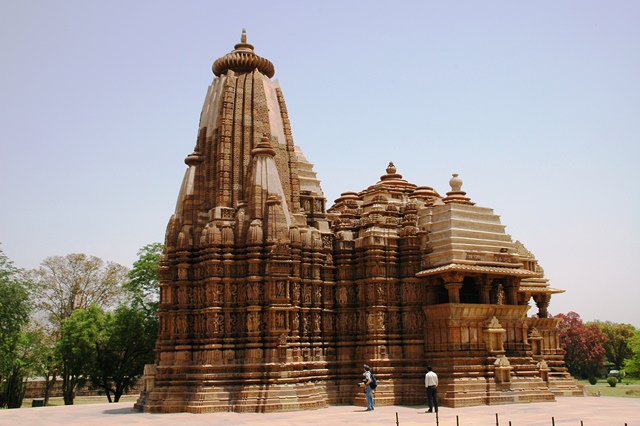 454_India_Khajuraho_Western_Temples.JPG