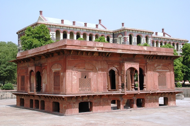 585_India_New_Delhi_Red_Fort.JPG