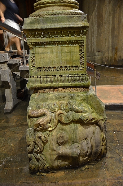 041_Istanbull_Basilica_Cistern.JPG