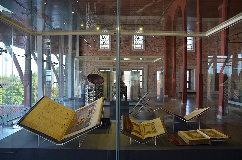 109_Istanbul_Museum_of_Turkish_Islamic_Arts.JPG