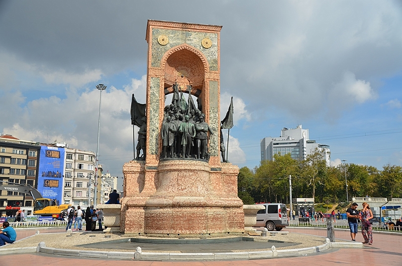 199_Istanbul_Taksim.JPG
