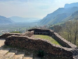 010_Italien_Suedtirol_Schernag_Burgruine_Kasatsch
