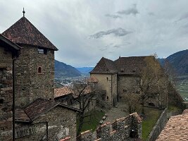 048_Italien_Suedtirol_Dorf_Tirol_Schloss_Tirol