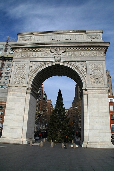 073_New_York_Washington_Square.JPG