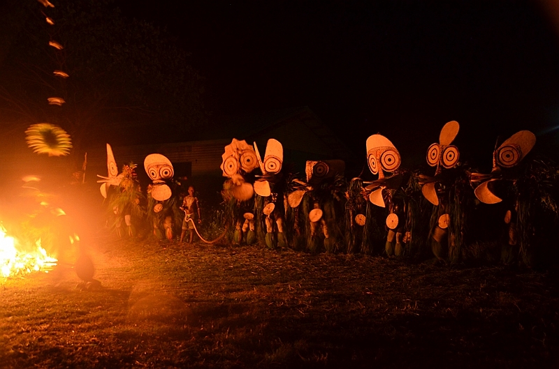 232_Papua_New_Guinea_Rabaul_Baining_Fire_Dancers.JPG
