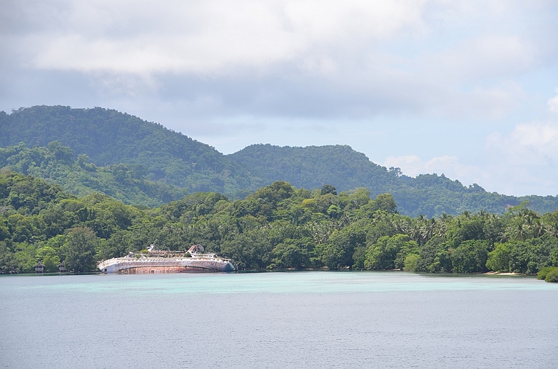 022_Solomon_Islands_Roderick_Bay.JPG