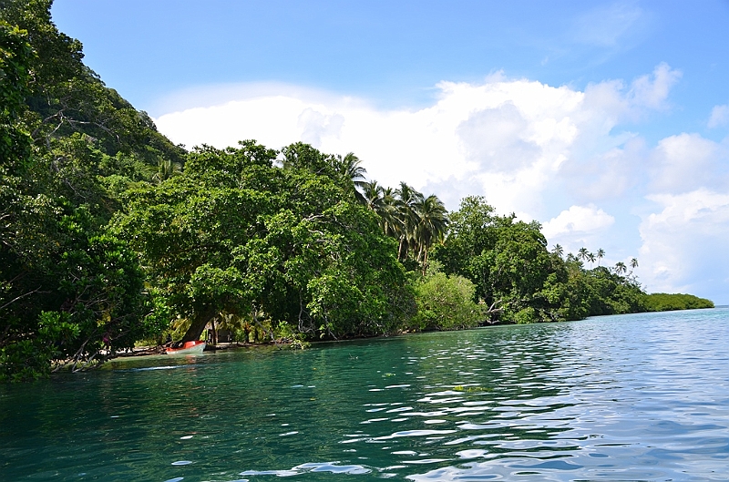 031_Solomon_Islands_Roderick_Bay.JPG