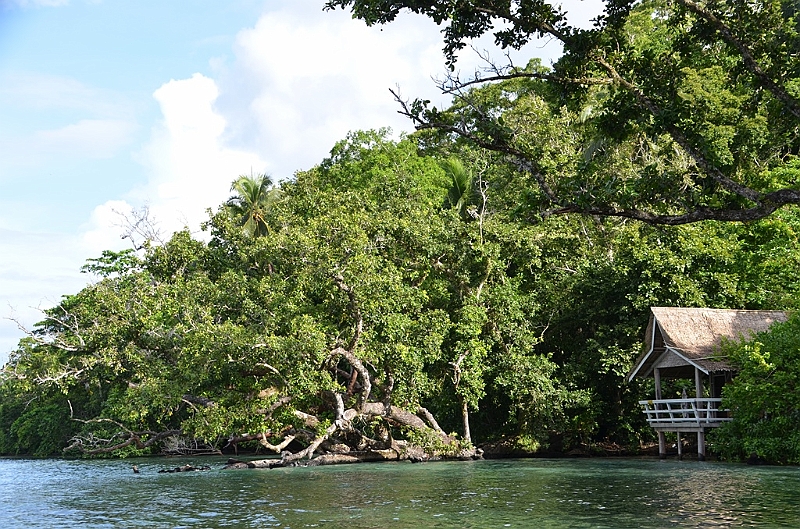 076_Solomon_Islands_Roderick_Bay.JPG