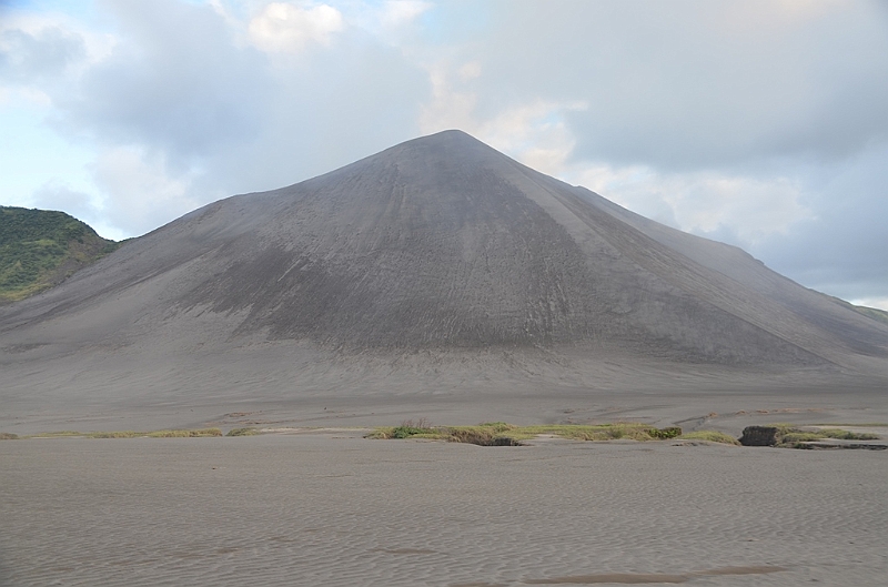151_Vanuatu_Tanna_Island_Mount_Yasur.JPG