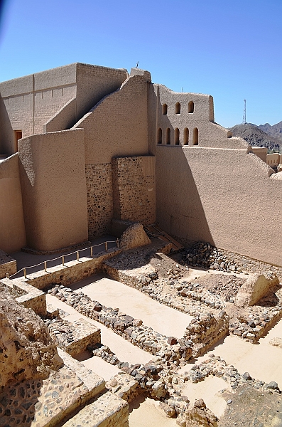 190_Oman_Bahla_Fort.JPG