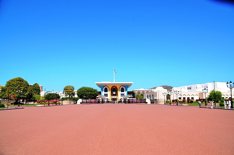 331_Oman_Muscat_Sultans_Palace.JPG