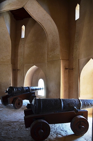392_Oman_Rustaq_Fort.JPG