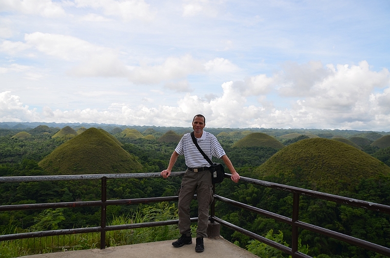 181_Philippines_Bohol_Chocolate_Hills_Privat.JPG