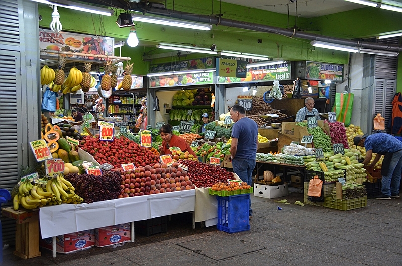 084_Chile_Santiago_Market.JPG