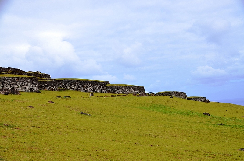 144_Chile_Easter_Island_Orongo.JPG
