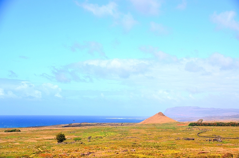 183_Chile_Easter_Island_Rano_Raraku.JPG
