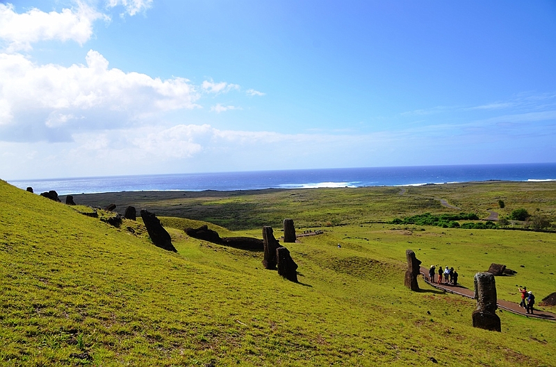 184_Chile_Easter_Island_Rano_Raraku.JPG