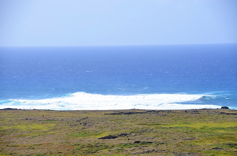 188_Chile_Easter_Island_Rano_Raraku.JPG