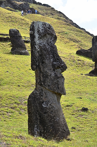 209_Chile_Easter_Island_Rano_Raraku.JPG