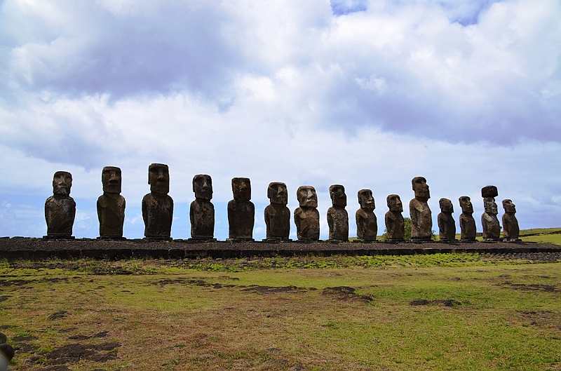 221_Chile_Easter_Island_Tongariki.JPG