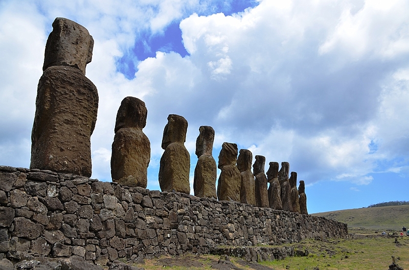 223_Chile_Easter_Island_Tongariki.JPG