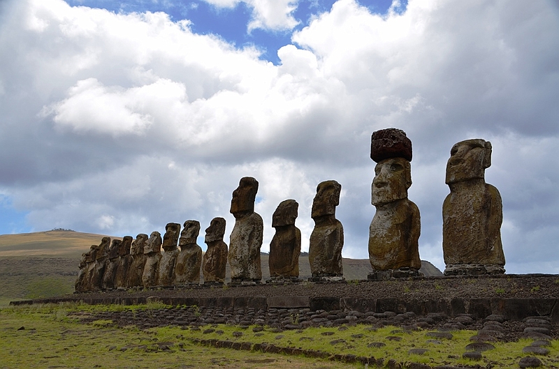 224_Chile_Easter_Island_Tongariki.JPG