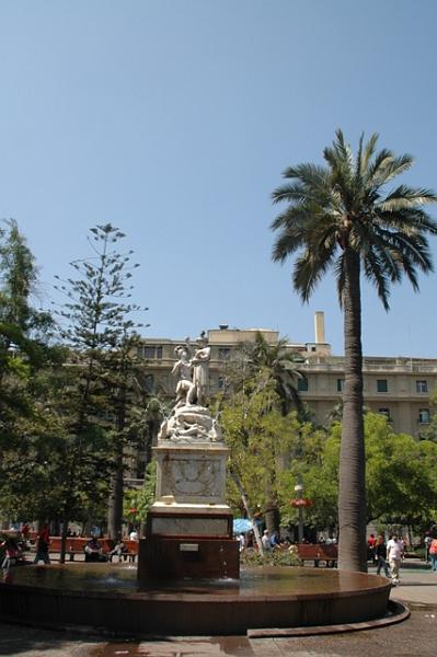 555_Chile_Santiago_Plaza_de_Armas.JPG