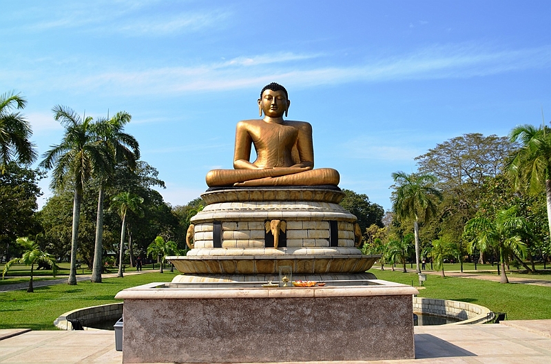 014_Sri_Lanka_Colombo_Viharamahadevi_Park.JPG