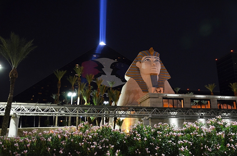 009_USA_Las_Vegas_Luxor.JPG