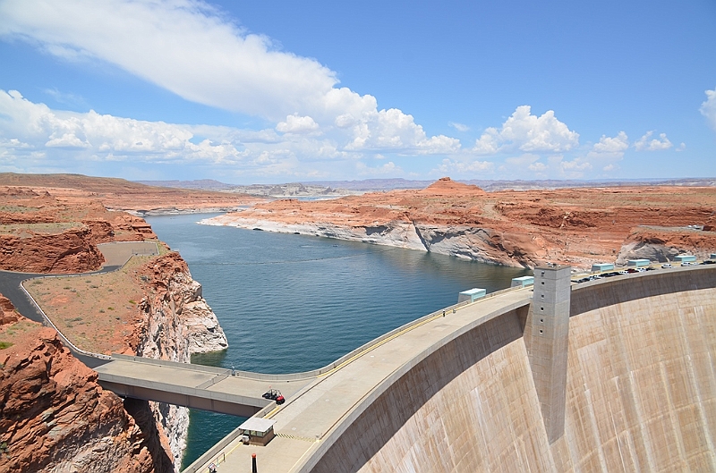 433_USA_Lake_Powell_Glen_Canyon_Dam.JPG